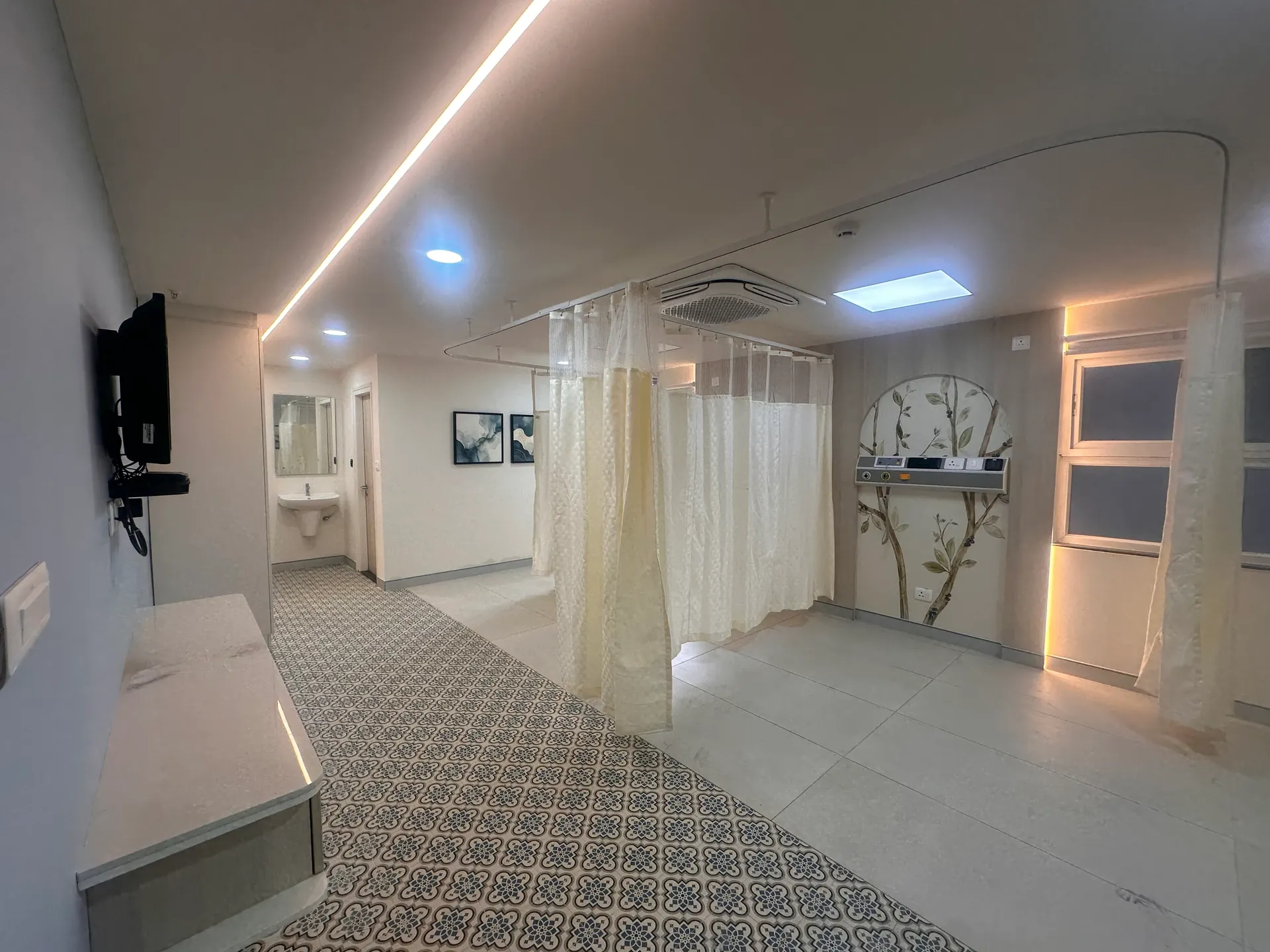 Rainbow — healthcare interior by SRN Interiors, view 3