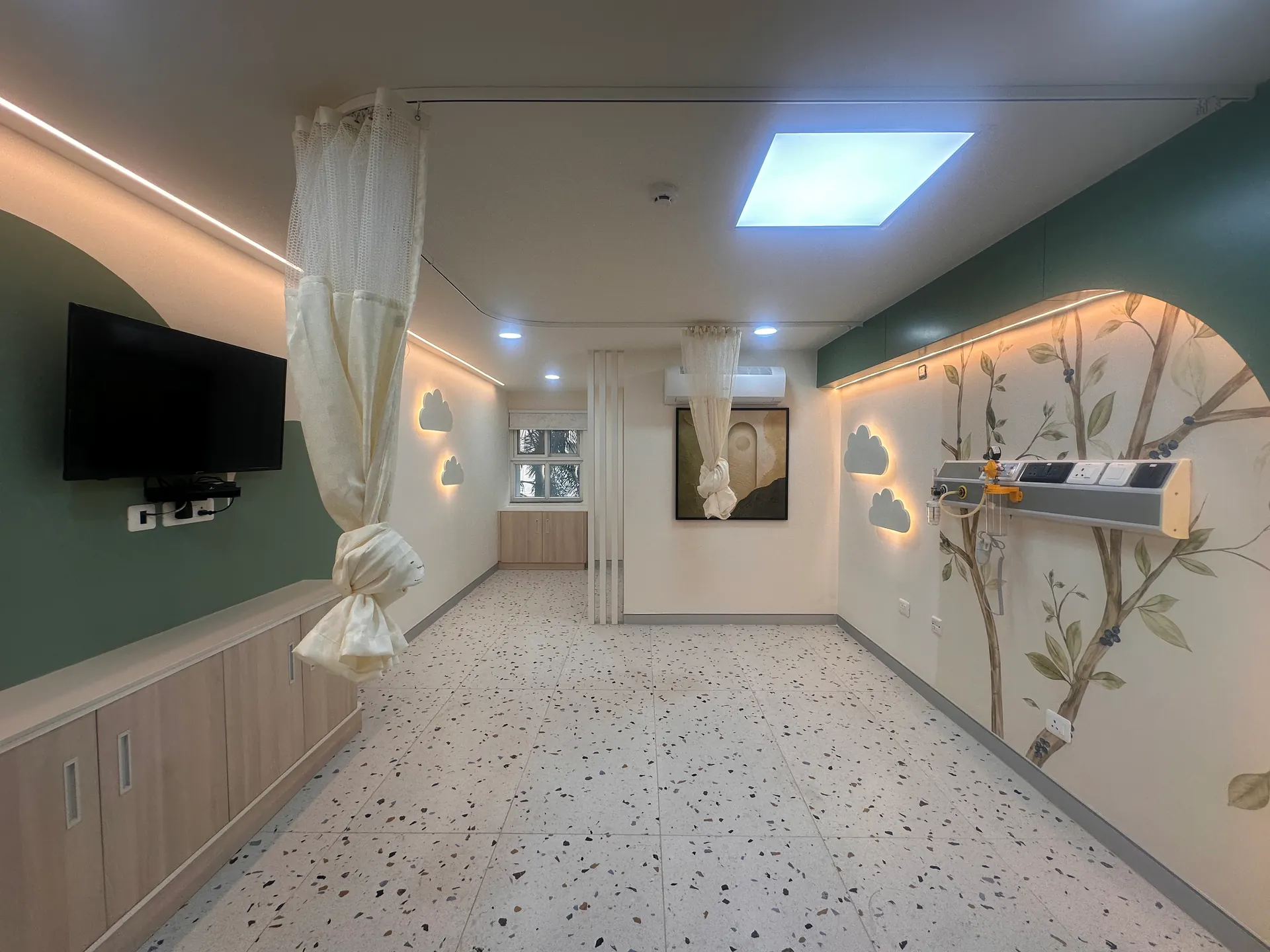 Rainbow — healthcare interior by SRN Interiors, view 20